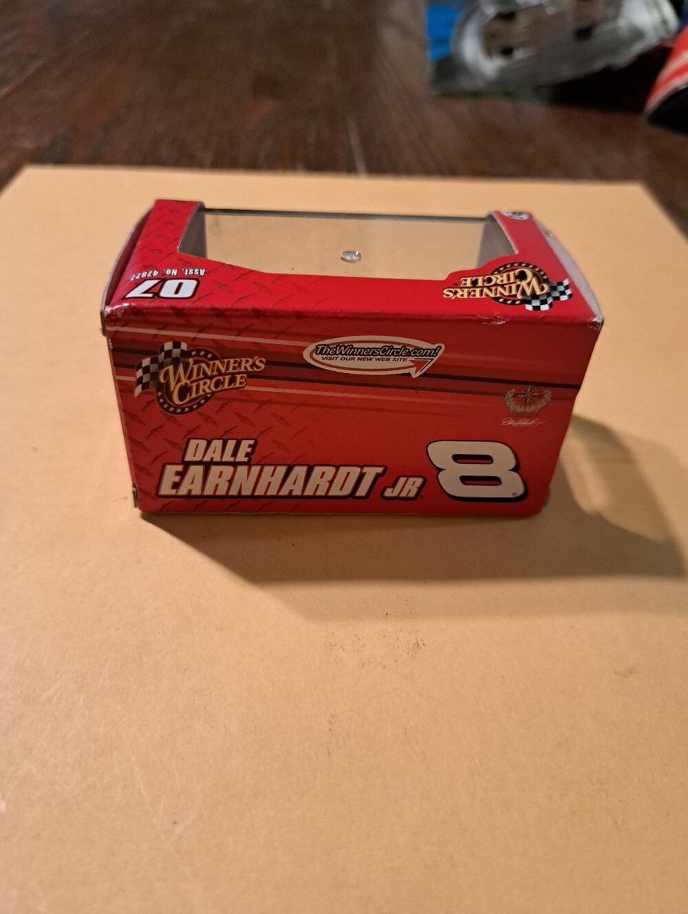 2007 Dale Earnhardt Jr #8 Menards NASCAR Die-Cast 1:87 Winner’s Circle Race Car - Picture 3 of 4